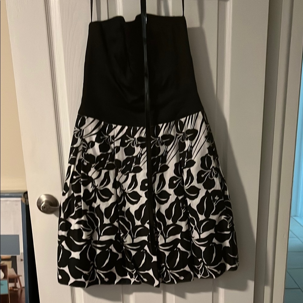 White House Black Market Strapless Dress - Black and White Leaf Pattern
